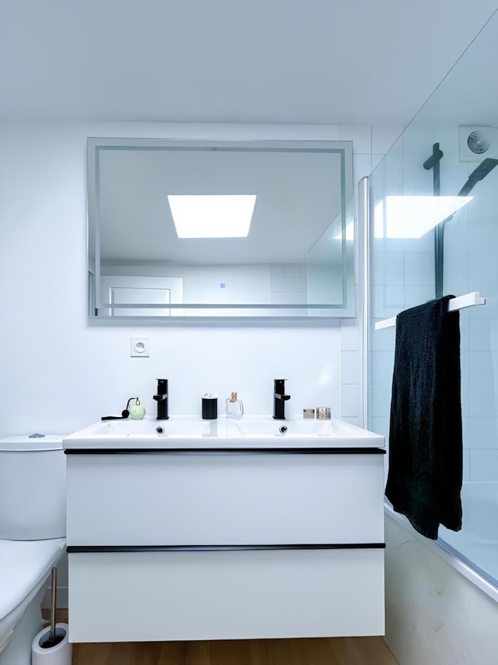 Fontenelle Appartement Calme Et Lumineux Rouen, Cathedrale "Menage & Linge Inclus " المظهر الخارجي الصورة